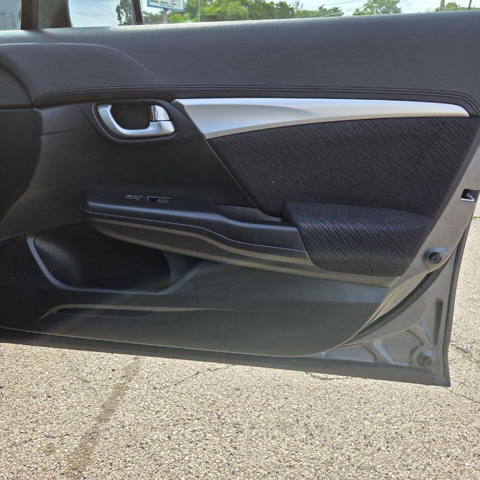 Used 2013 Honda Civic EX image 16