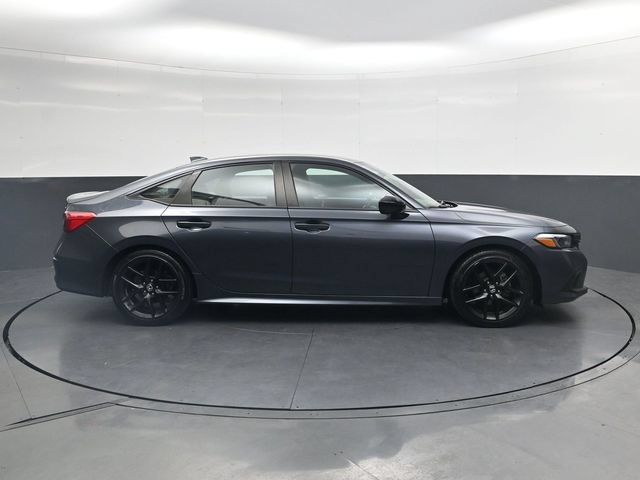 Used 2023 Honda Civic Sport image 3