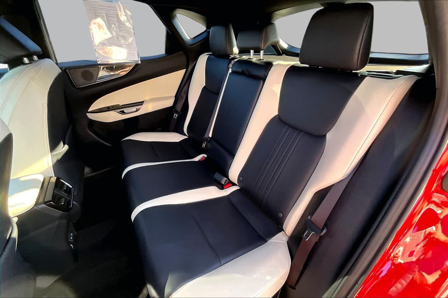 Certified 2024 Lexus NX 350h AWD image 18