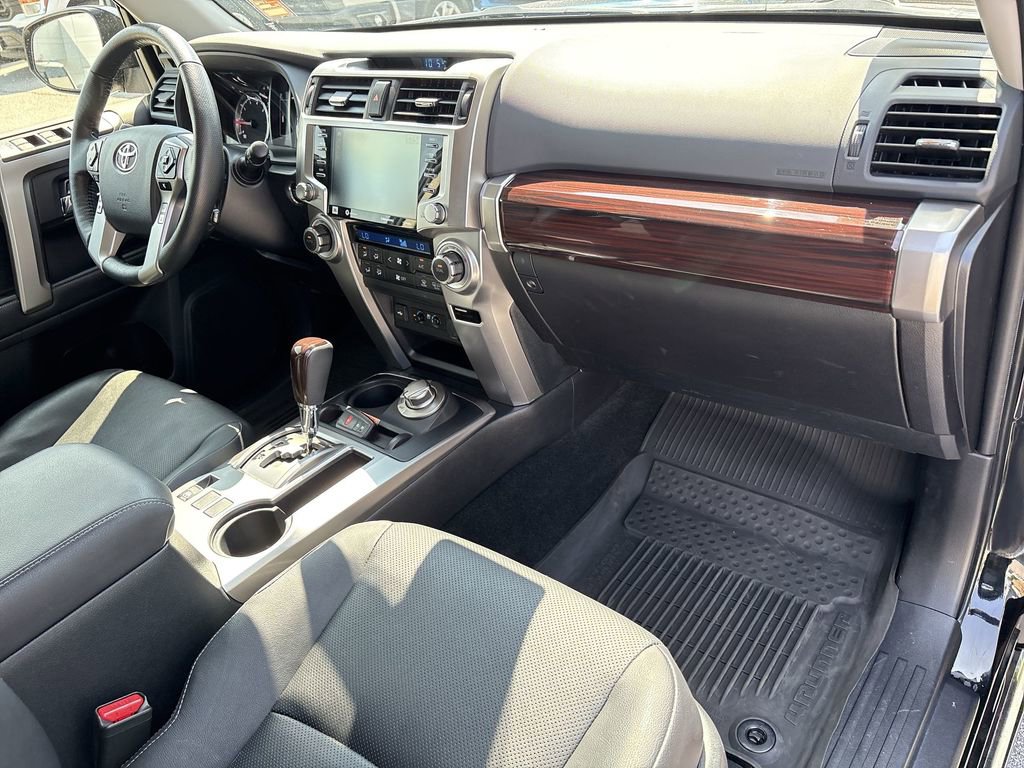 Used 2023 Toyota 4Runner Limited image 31