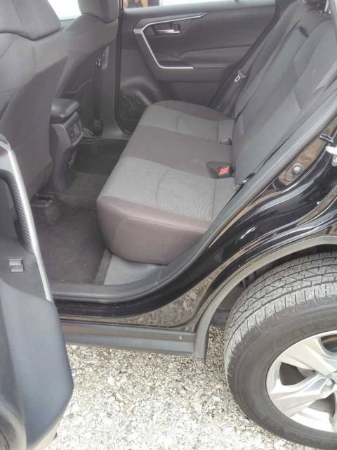 Used 2025 Toyota RAV4 XLE AWD/4WD image 5