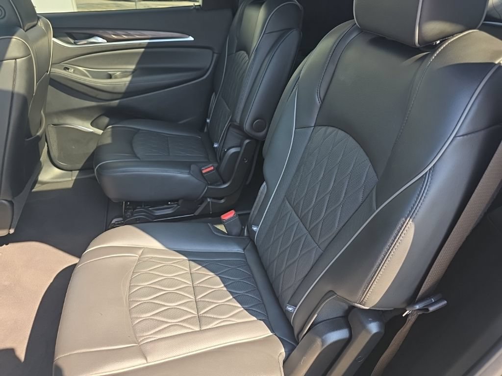Used 2024 Buick Enclave Avenir w/ Avenir Technology Package FWD image 15