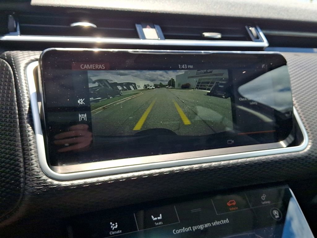 Used 2018 Land Rover Range Rover Velar S AWD/4WD image 19