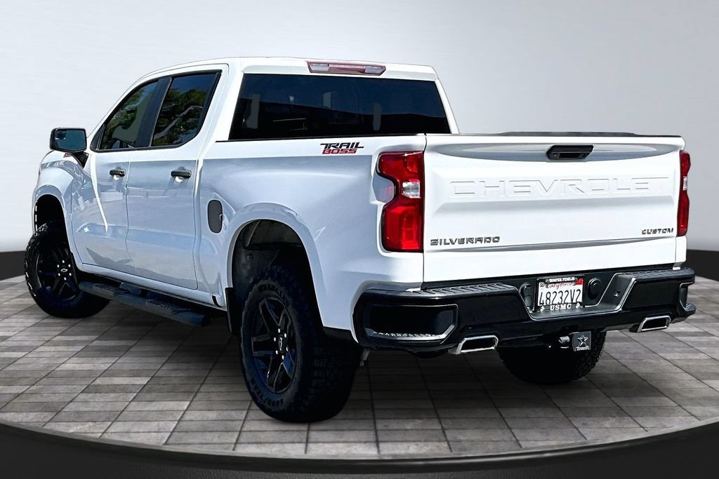 Used 2019 Chevrolet Silverado 1500 Custom Trail Boss AWD/4WD image 21
