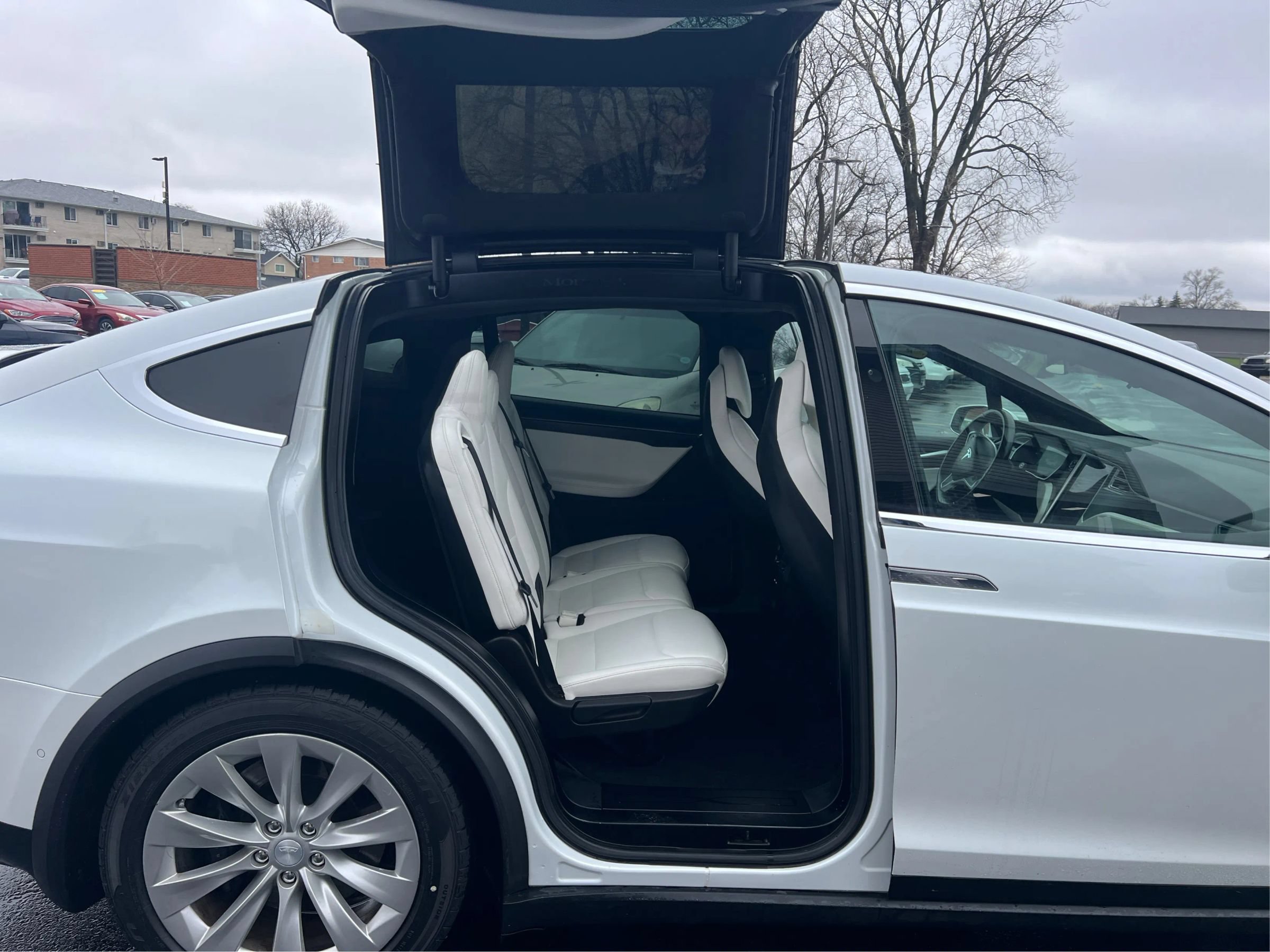 Used 2017 Tesla Model X 90D AWD/4WD image 26