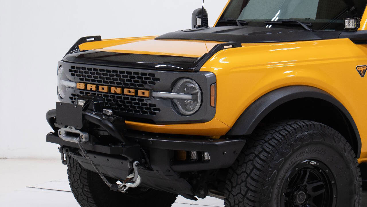 Used 2021 Ford Bronco Badlands image 14