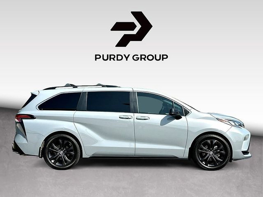 Certified 2023 Toyota Sienna XSE w/ XSE Plus Package FWD image 9