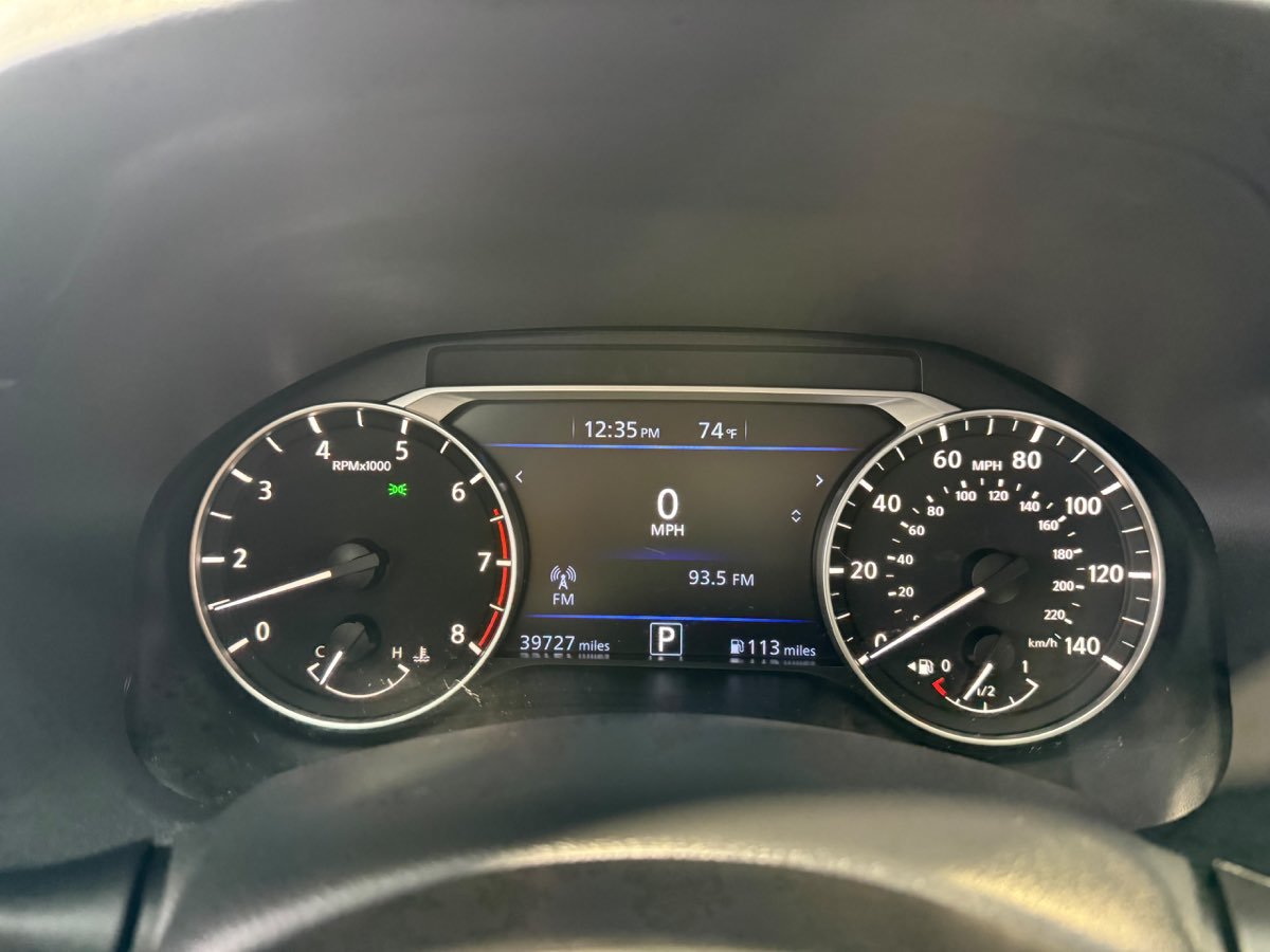 Used 2025 Nissan Altima 2.5 SV AWD/4WD image 14