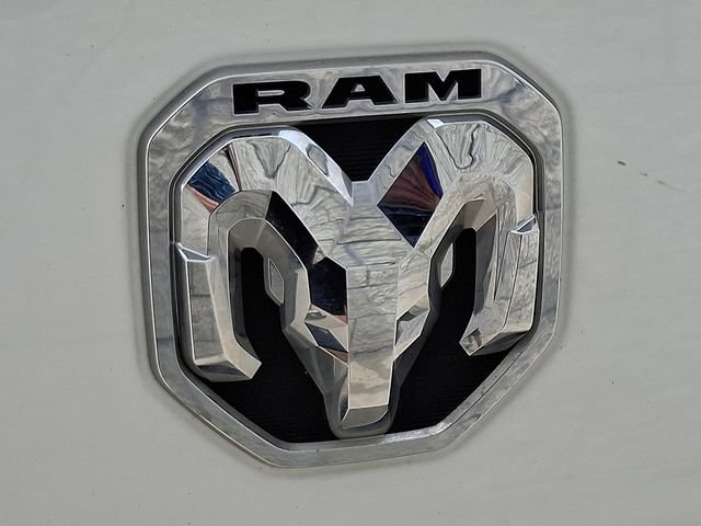 Used 2022 RAM 1500 Laramie AWD/4WD image 7