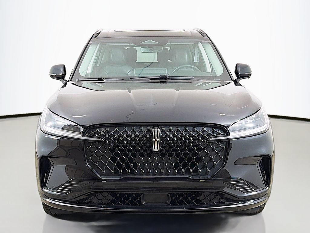 Used 2025 Lincoln Aviator AWD w/ Jet Appearance Package image 15