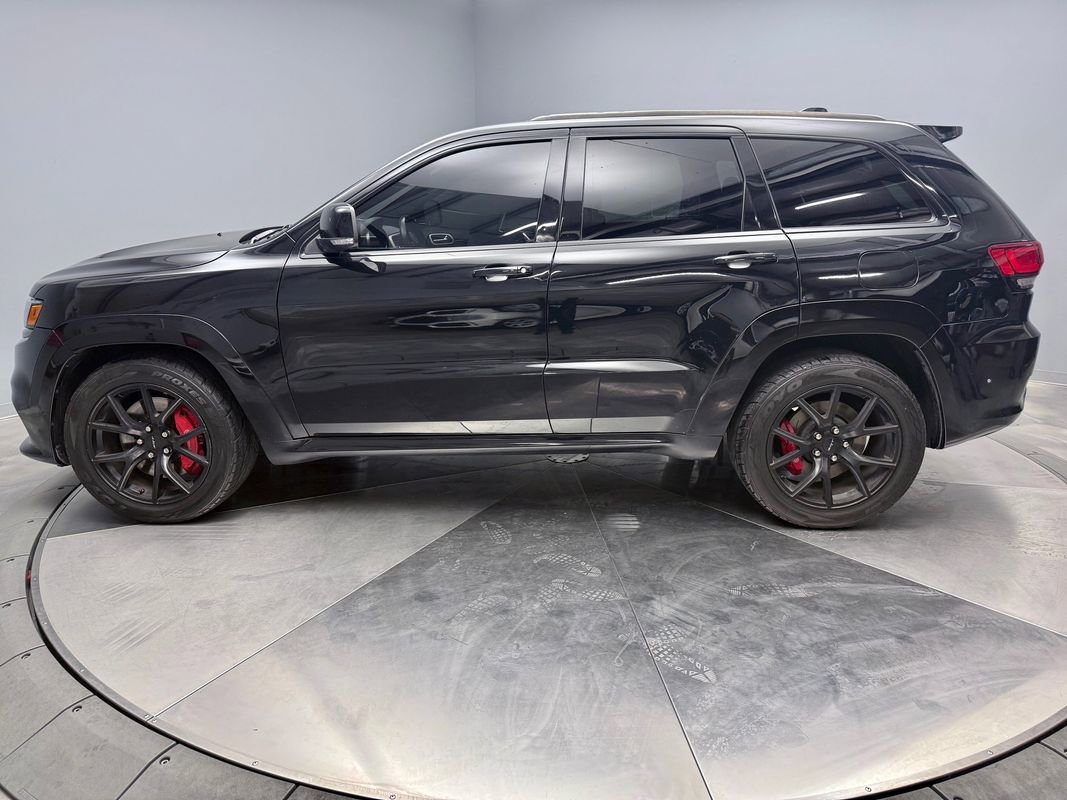 Used 2018 Jeep Grand Cherokee SRT image 8