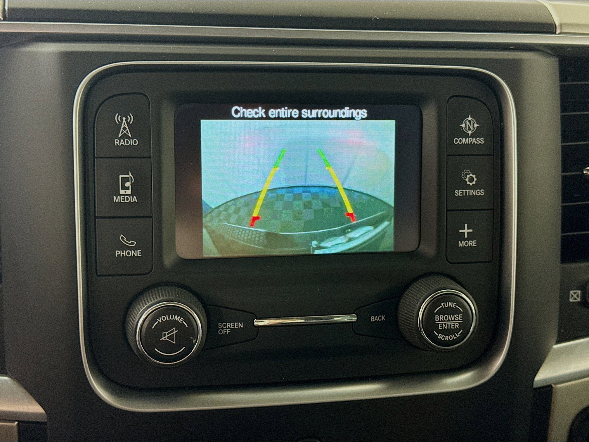 Used 2018 RAM 1500 Classic SLT RWD image 19