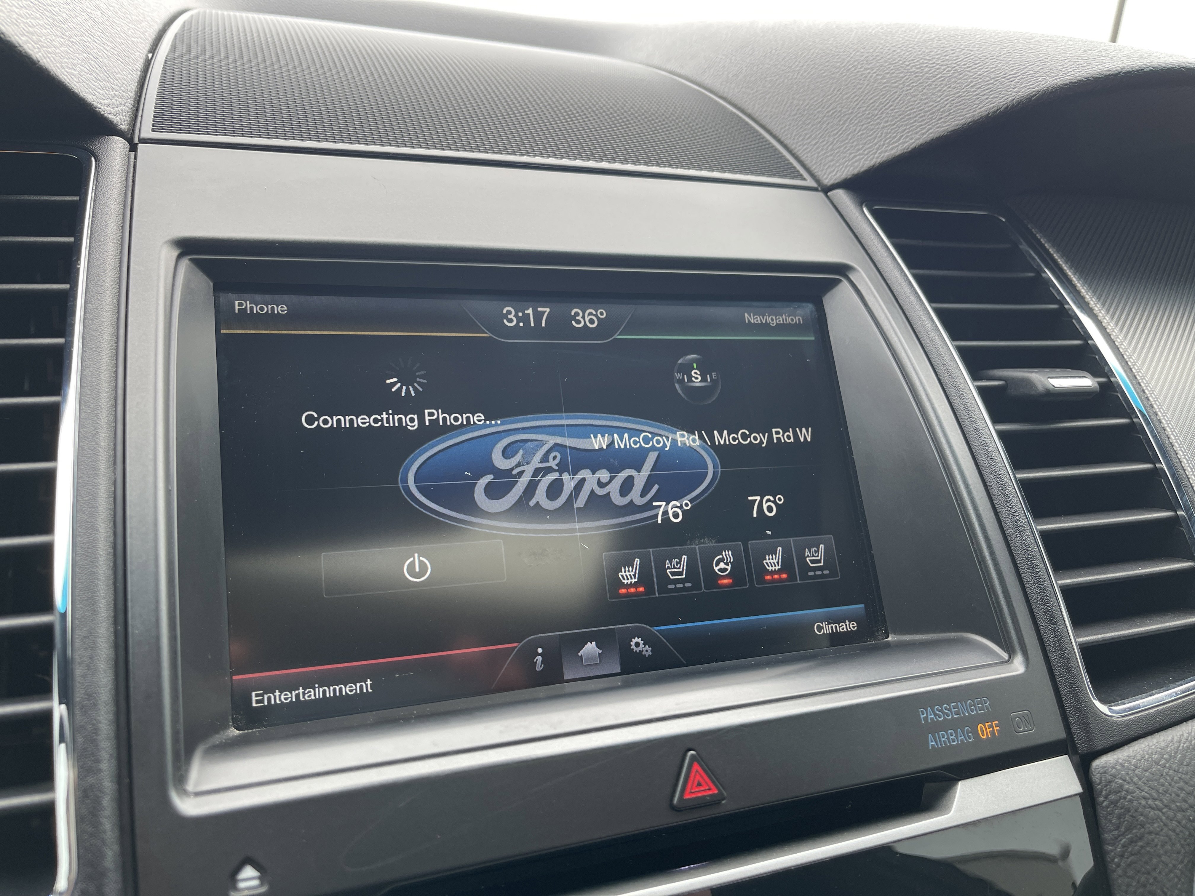 Used 2013 Ford Taurus SHO image 18