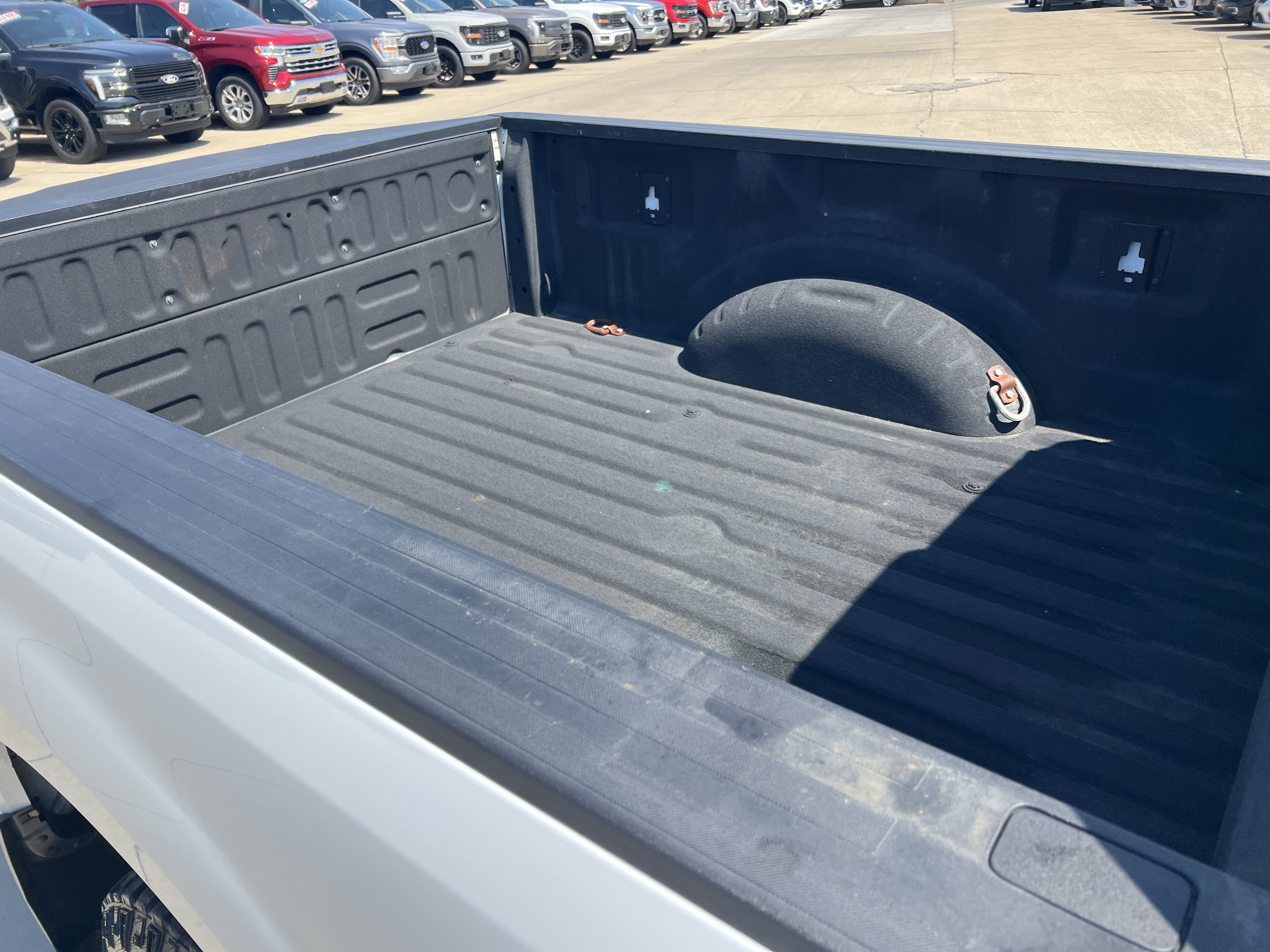 Used 2022 Ford F350 XL w/ Power Equipment Group AWD/4WD image 4