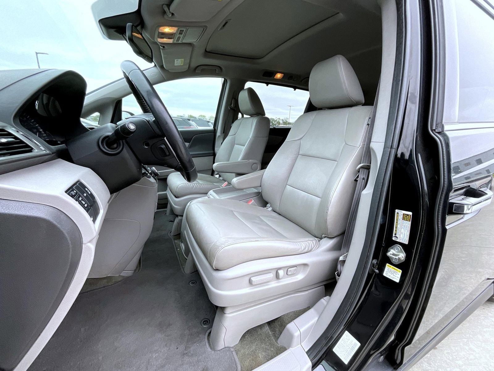 Used 2016 Honda Odyssey EX-L image 10