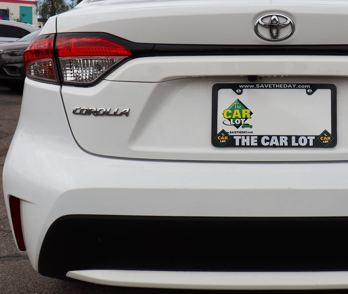 Used 2021 Toyota Corolla LE FWD image 19