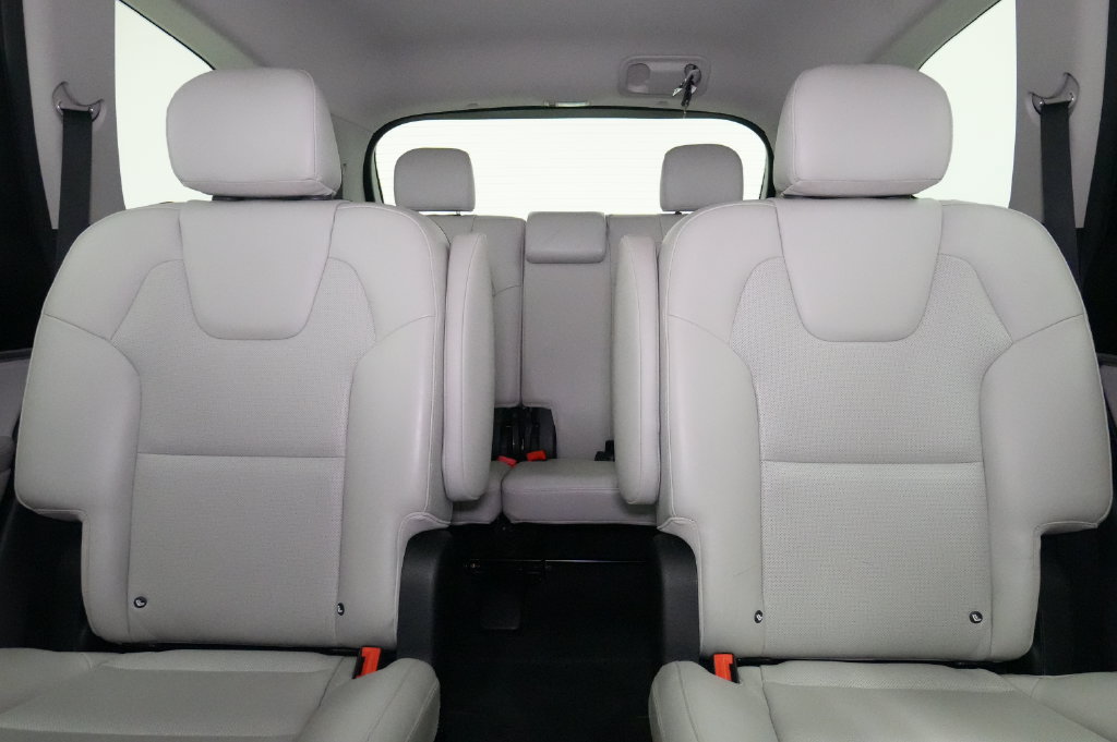 Used 2021 Kia Telluride S AWD/4WD image 17