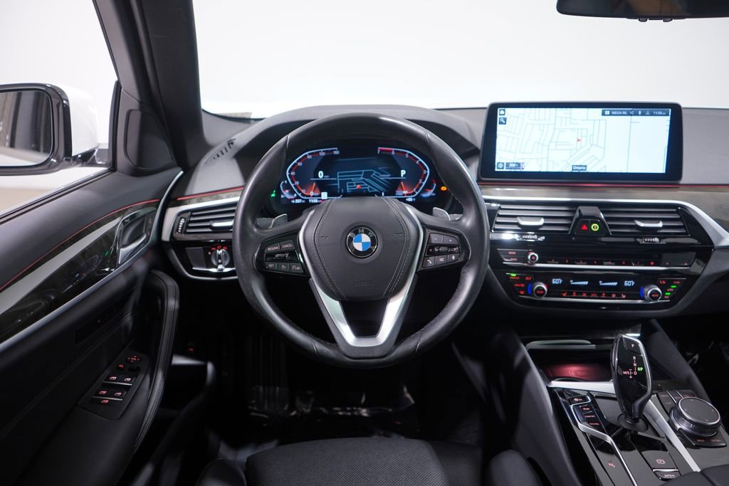 Used 2023 BMW 530i w/ Convenience Package RWD image 11