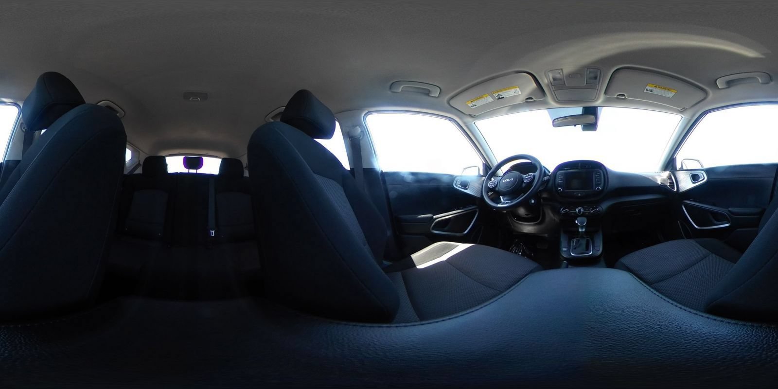 Used 2025 Kia Soul LX w/ LX Technology Package FWD image 42