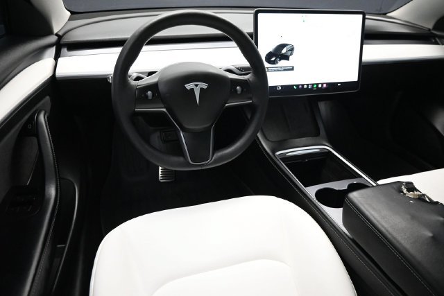 Used 2022 Tesla Model 3 Long Range AWD/4WD image 11