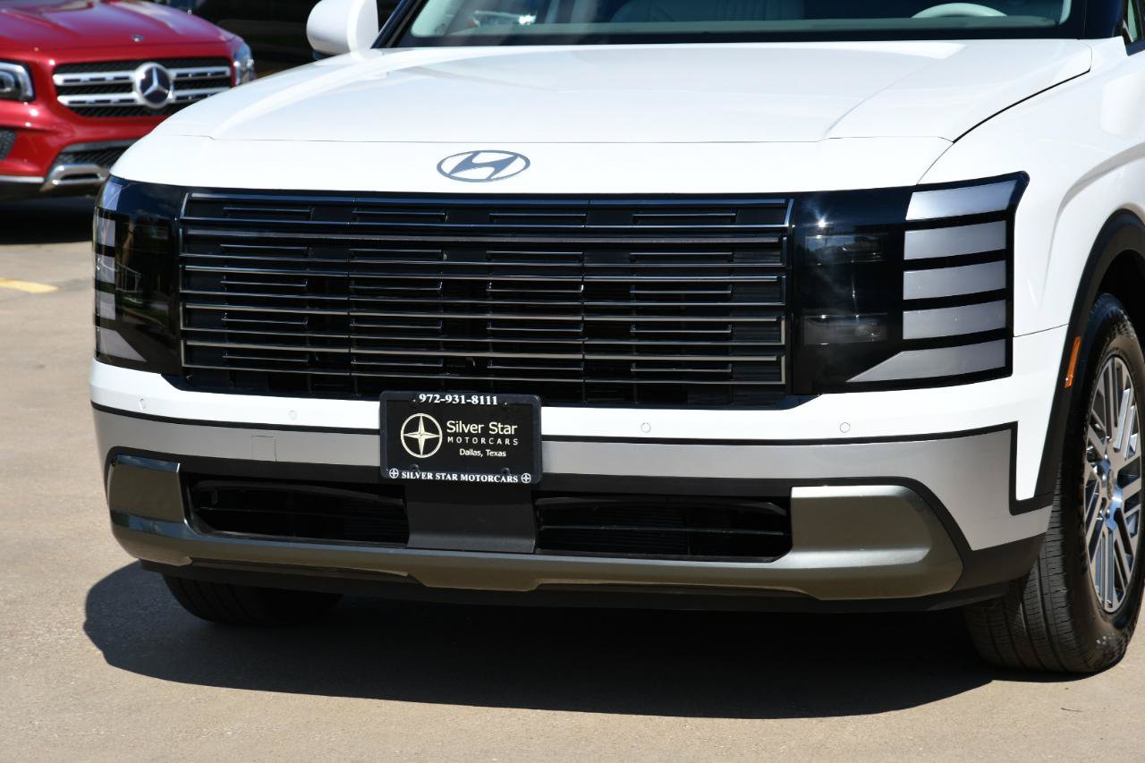 Used 2026 Hyundai Palisade SEL FWD image 3