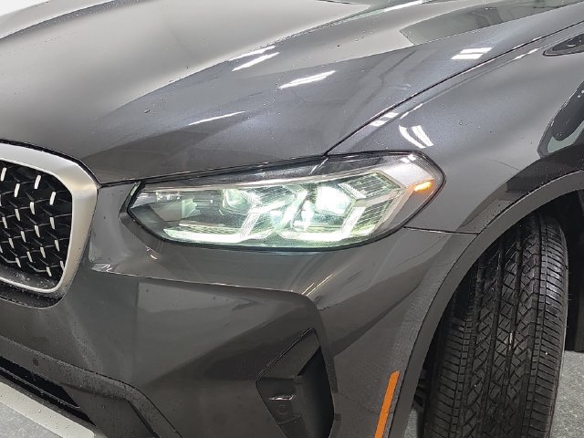 Used 2023 BMW X4 xDrive30i AWD/4WD image 31