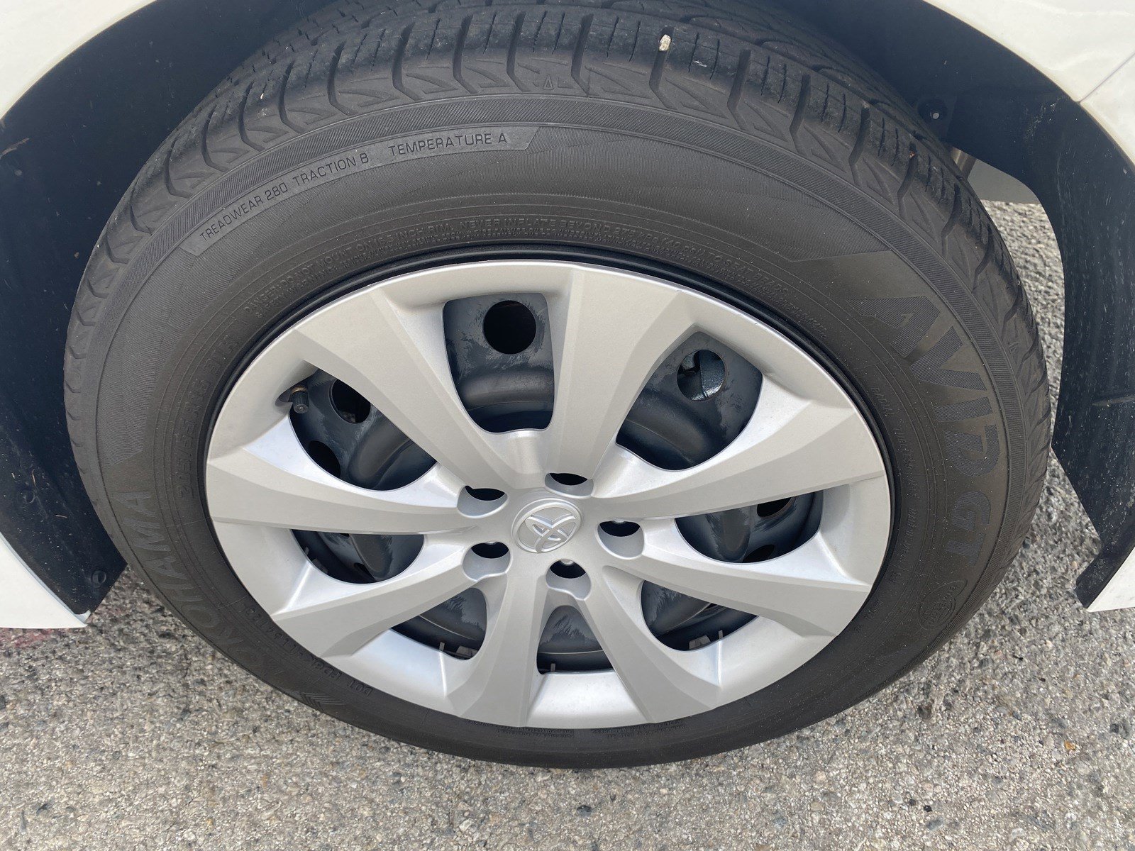 Used 2024 Toyota Corolla LE image 11