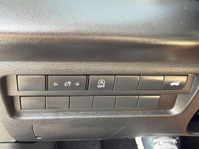 Used 2026 Mitsubishi Outlander SE FWD image 30