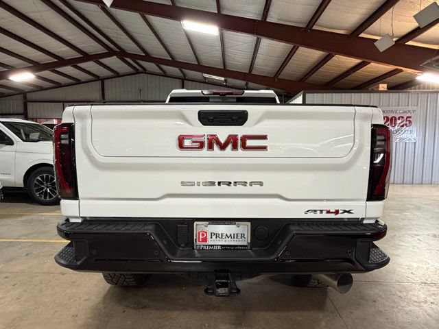 Used 2025 GMC Sierra 2500 AT4X AWD/4WD image 6
