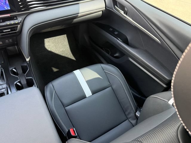 Used 2026 Toyota Camry SE w/ Convenience Package FWD image 25