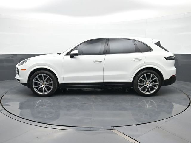 Certified 2022 Porsche Cayenne Platinum Edition image 2