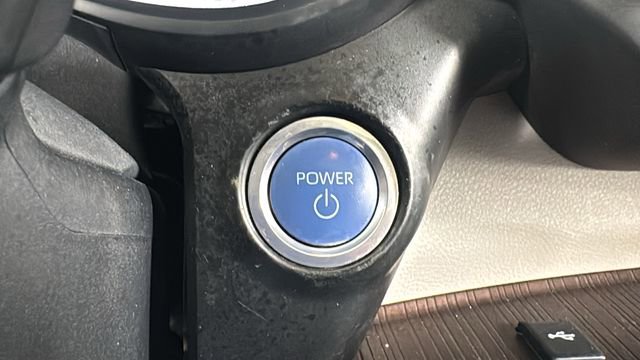 Used 2024 Toyota Sienna XLE image 26