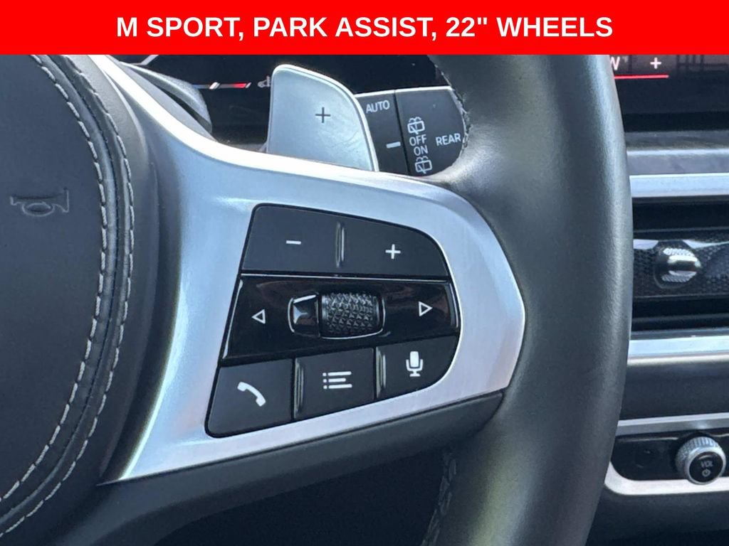 Used 2023 BMW X7 xDrive40i w/ M Sport Package AWD/4WD image 23