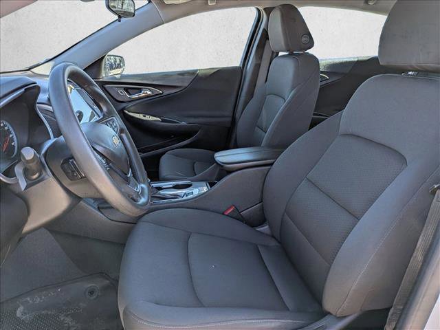 Used 2024 Chevrolet Malibu LT image 11