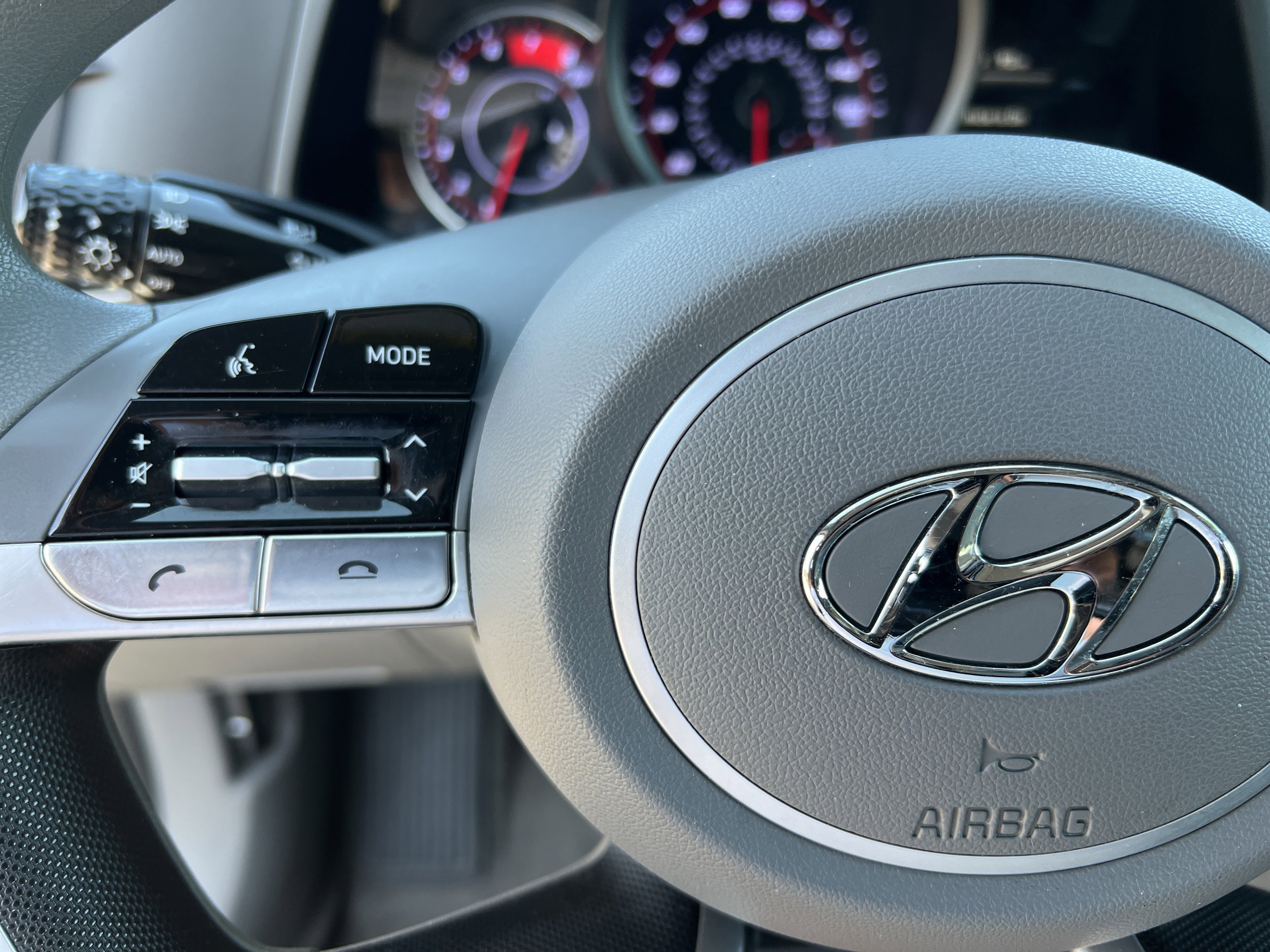 Used 2023 Hyundai Elantra SEL FWD image 10