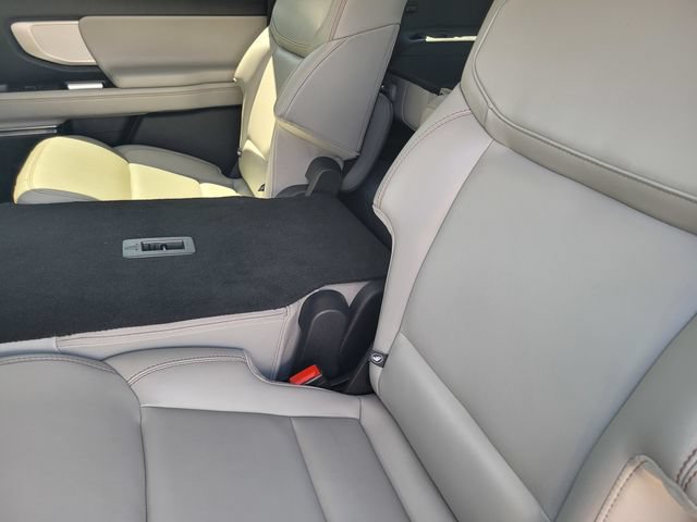 Certified 2025 Ford Expedition Max Active RWD image 13