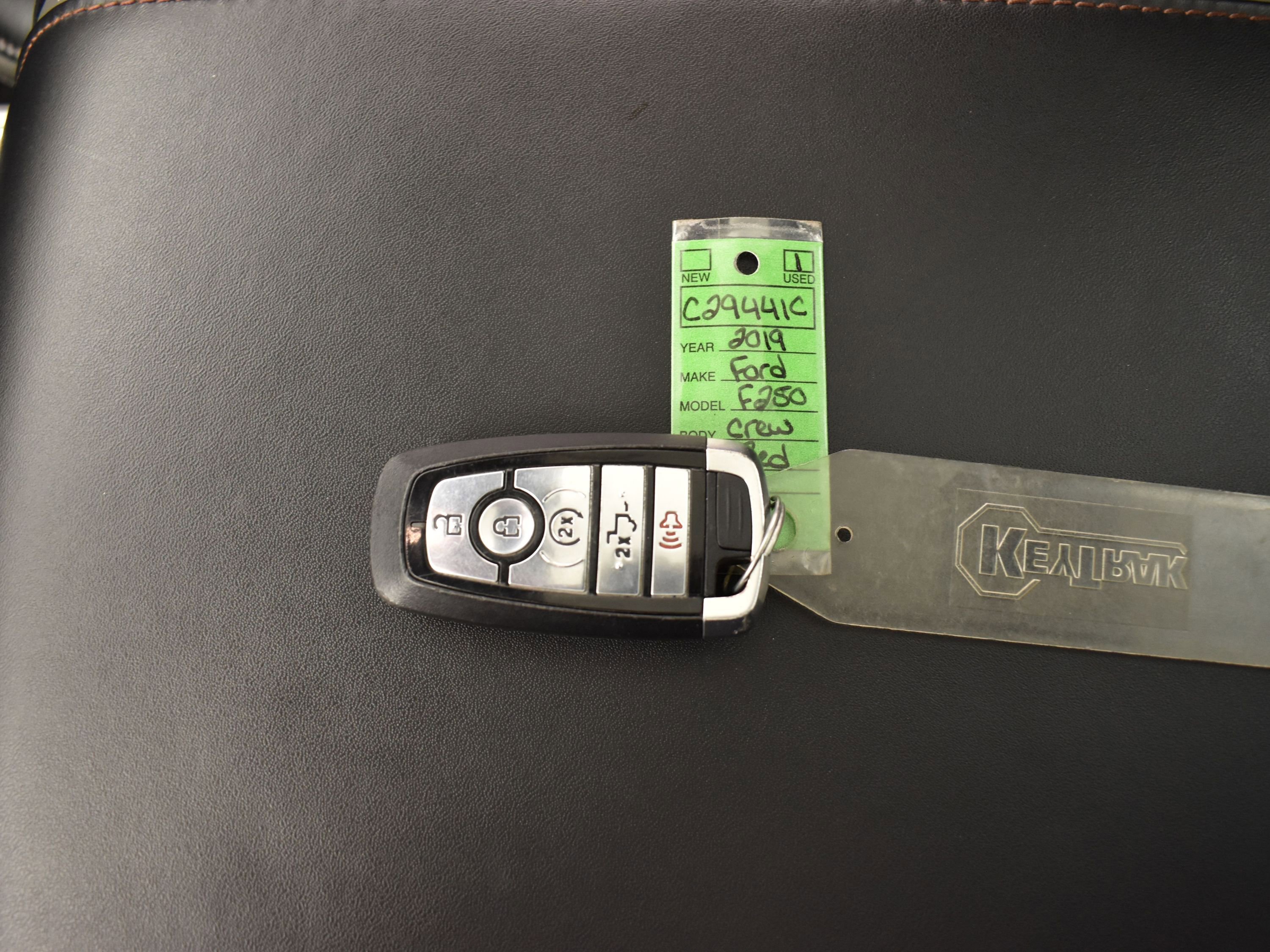 Used 2019 Ford F250 Platinum w/ Platinum Ultimate Package image 19