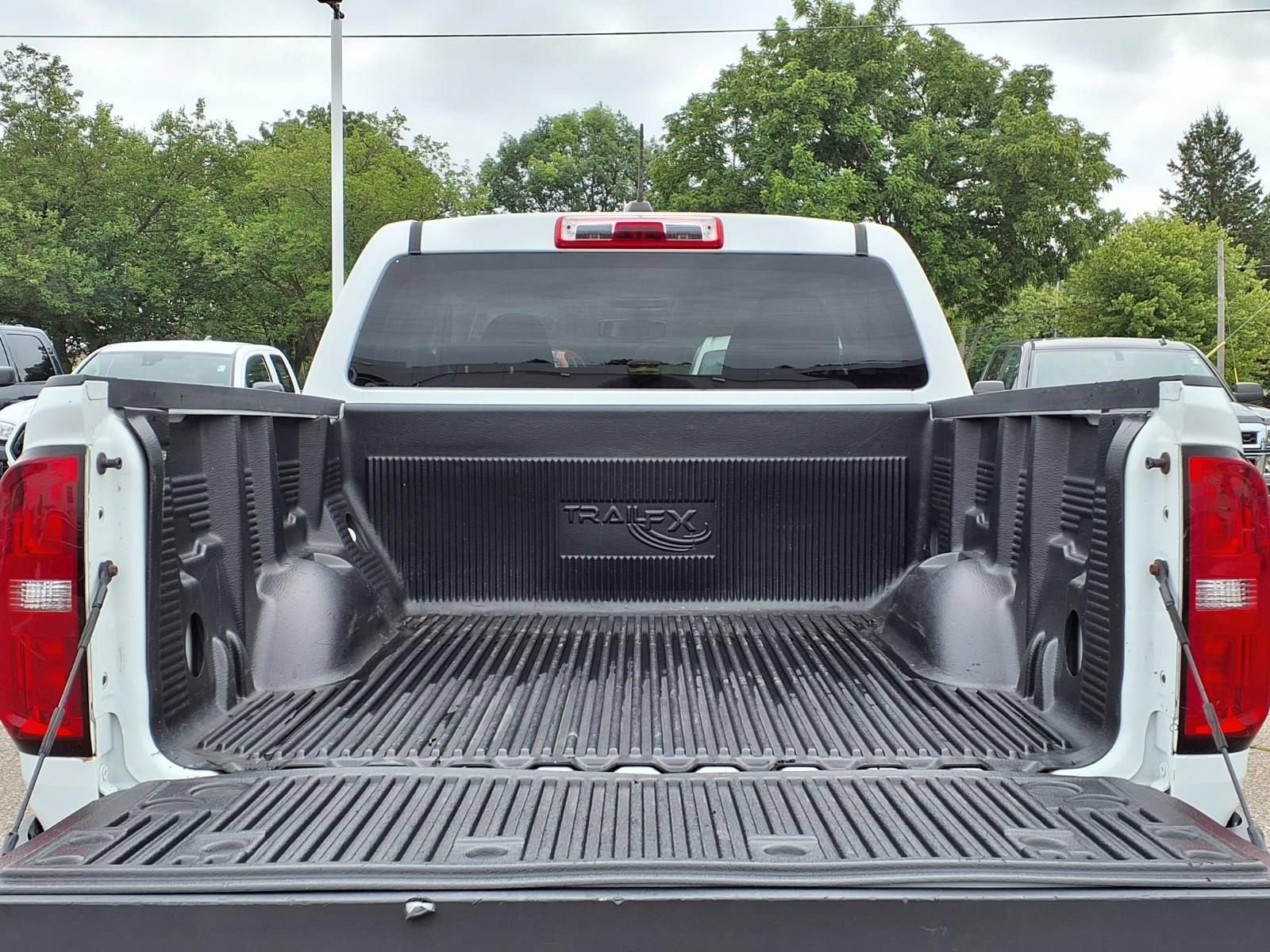 Used 2019 Chevrolet Colorado LT AWD/4WD image 10