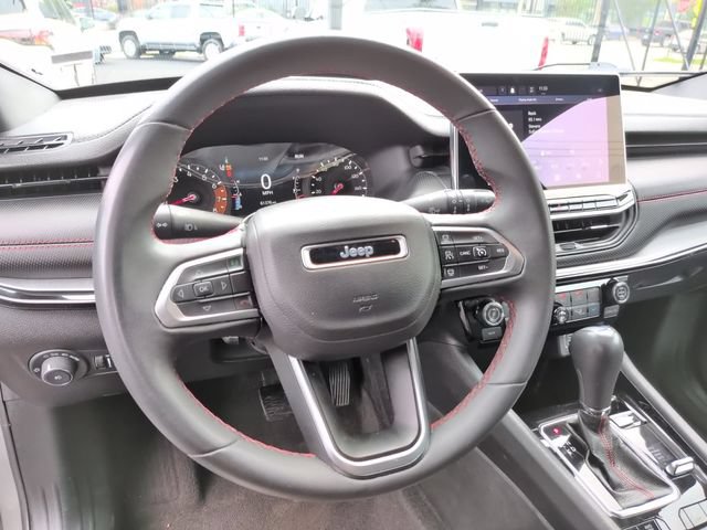 Used 2024 Jeep Compass Trailhawk AWD/4WD image 23