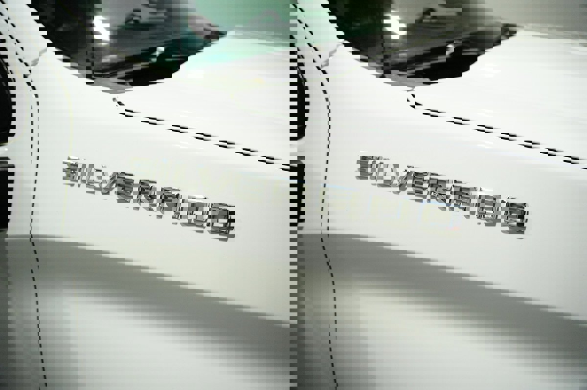 Used 2021 Chevrolet Silverado 1500 Custom image 10