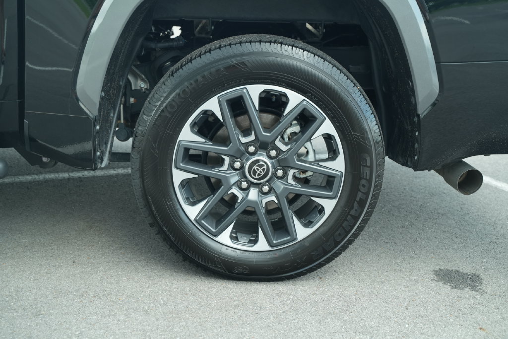 Used 2024 Toyota Tundra Limited w/ Power Package RWD image 48
