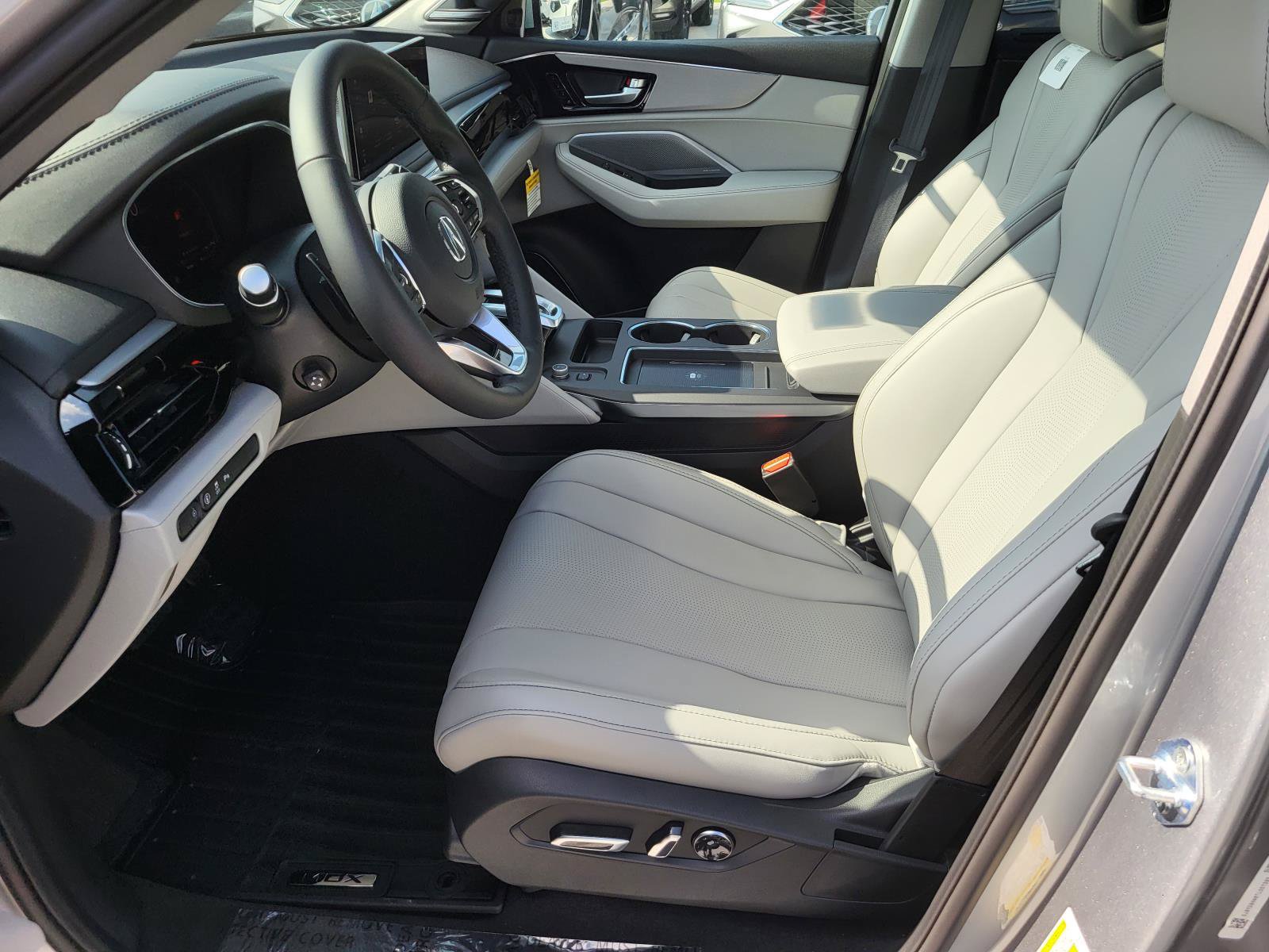 New 2026 Acura MDX w/ Technology Package FWD image 17