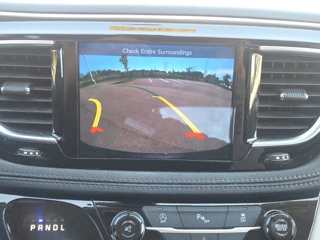 Used 2017 Chrysler Pacifica Limited w/ UConnect Theater Package FWD image 33