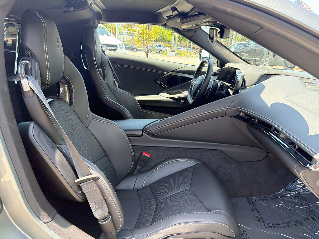 Used 2023 Chevrolet Corvette Stingray Preferred Cpe w/ Z51 Performance Package RWD image 24