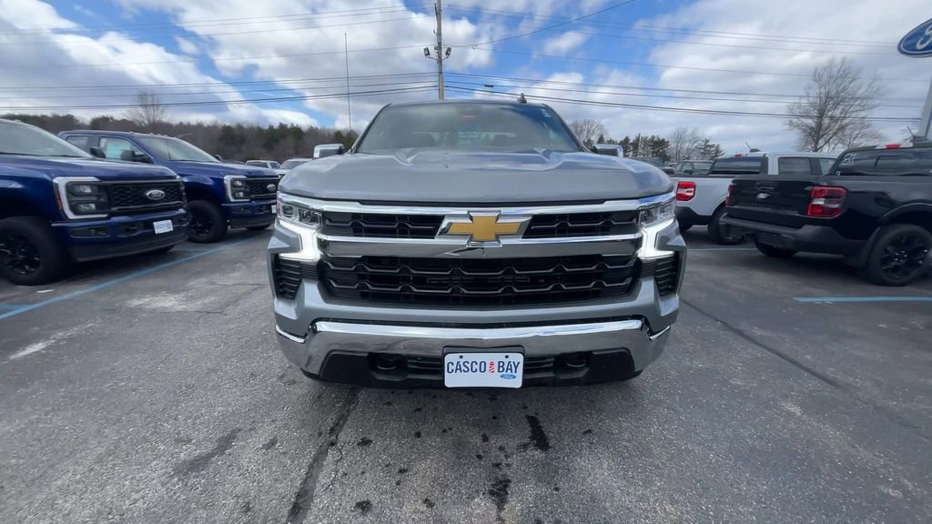 Used 2024 Chevrolet Silverado 1500 LT AWD/4WD image 14