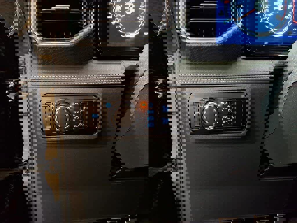 Used 2024 Ford Mustang GT Premium image 17