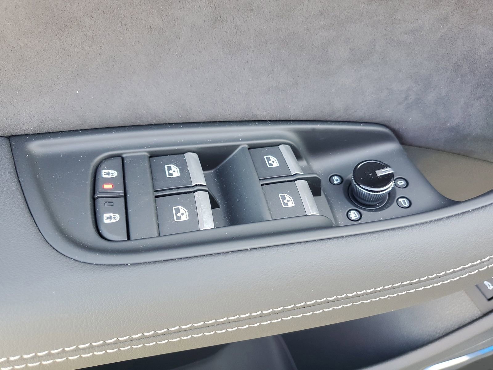 New 2026 Audi SQ7 Premium Plus image 20