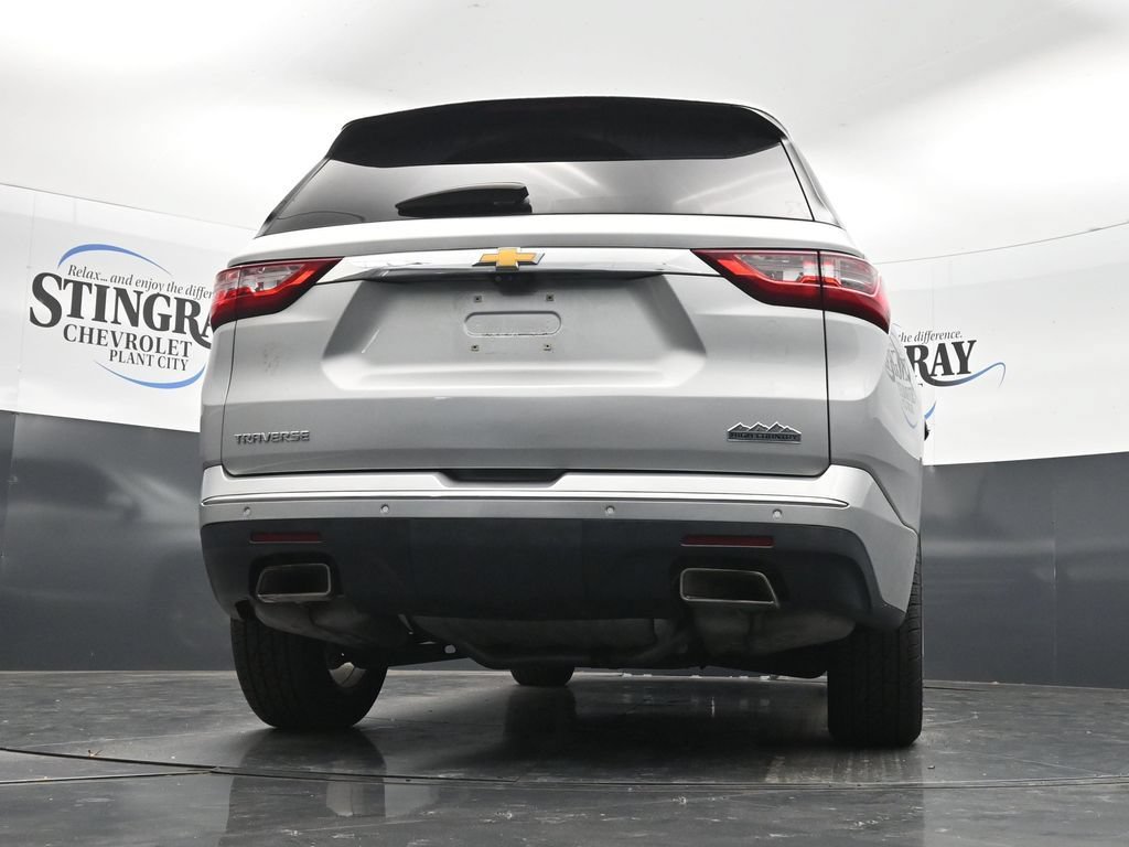 Used 2020 Chevrolet Traverse High Country w/ LPO, Floor Liner Package AWD/4WD image 31