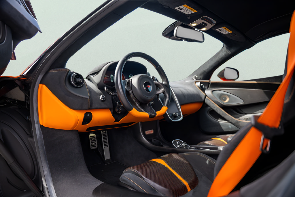 Used 2018 McLaren 570S Spider RWD image 35