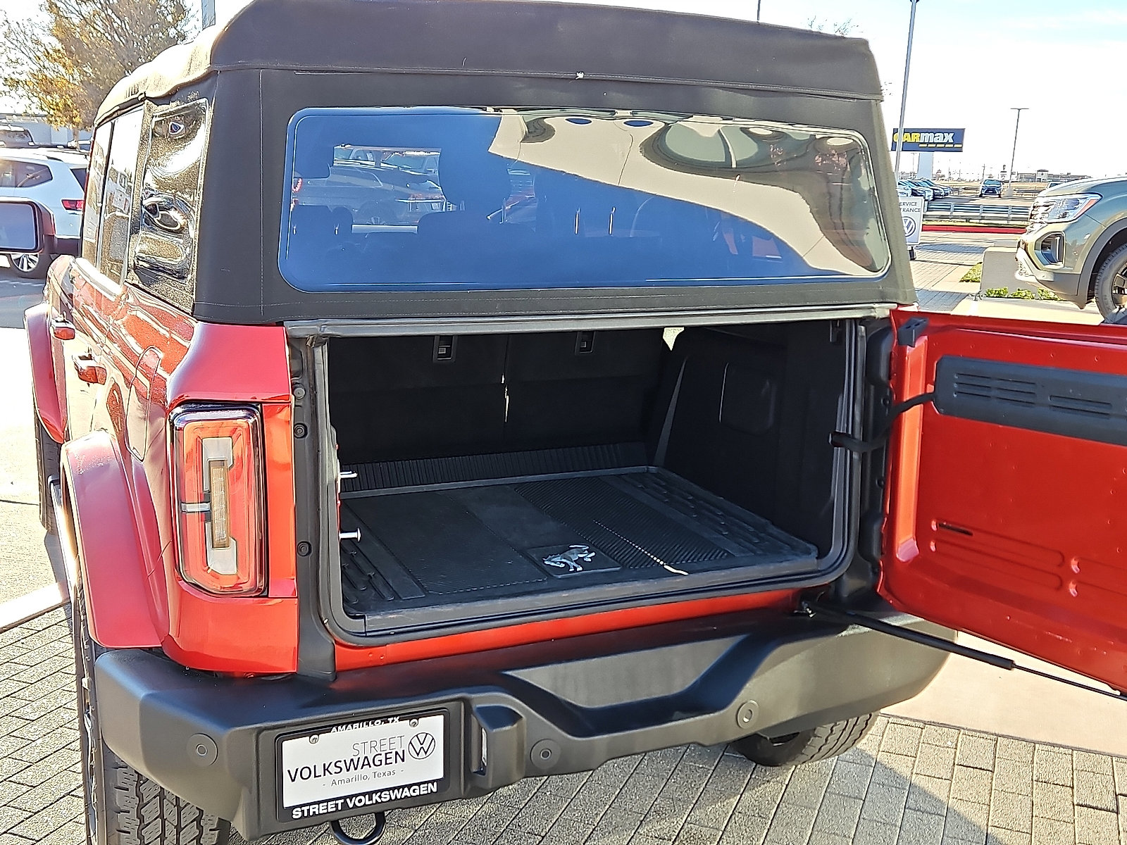 Used 2023 Ford Bronco Outer Banks image 7